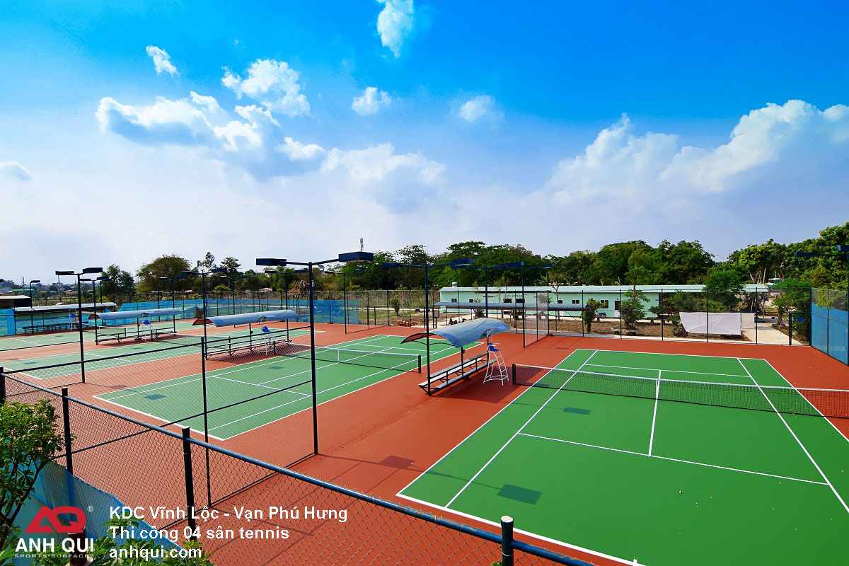 san-tennis-Van-Phu-Hung-Vinh-Loc-SportMaster