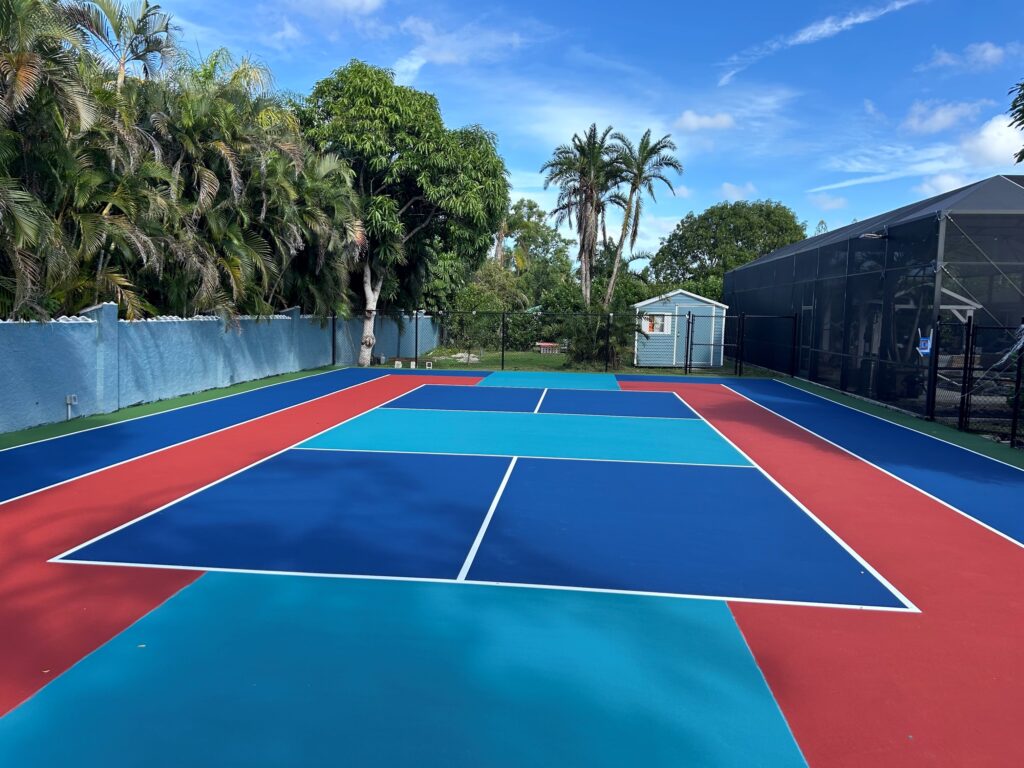 THI CÔNG SÂN PICKLEBALL